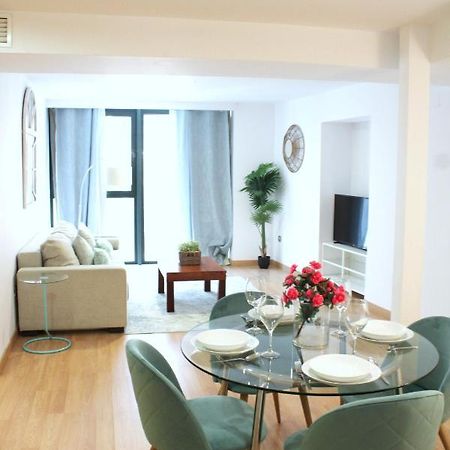 סביליה Apartments Ole - Albareda 24 מראה חיצוני תמונה