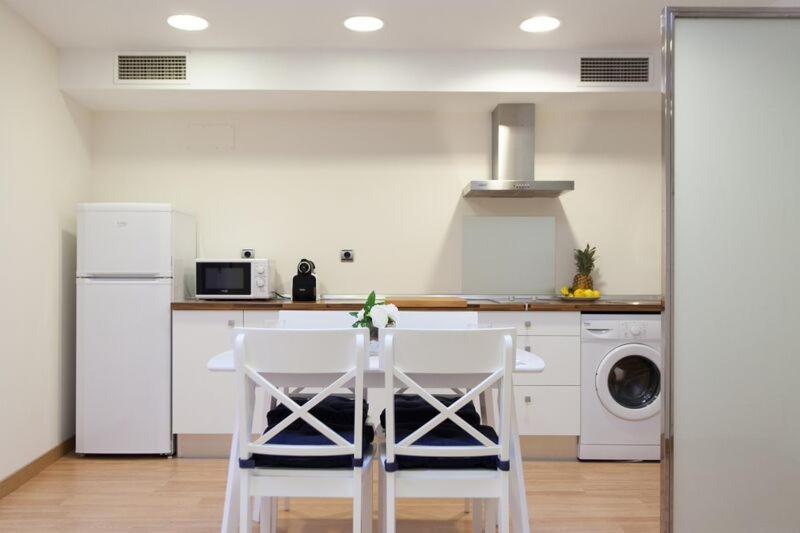 סביליה Apartments Ole - Albareda 24 מראה חיצוני תמונה